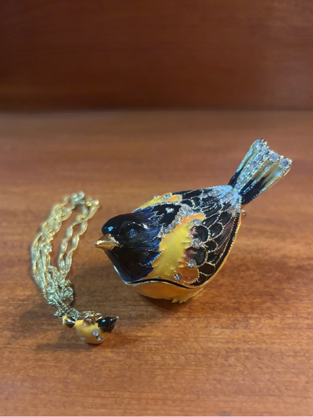 Oriole Bird Pewter and Enamel Trinket Box with Necklace